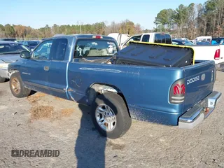 2001 Dodge Dakota with VIN 1B7GL22X11S337066, listed as a IAAI auction lot 41008648 with 270,749 mi miles. Bid and sale history available at carsss.com. Image 3.