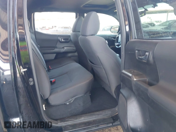 2017 Toyota Tacoma SR5 z VIN 3TMCZ5AN0HM110825, wystawiony jako IAAI lot #42297408 z przebiegiem 126 769 mil mil oraz . Historia ofert i sprzedaży dostępna na DreamBid. Obrazek 8.