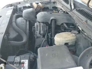 2003 Chevrolet Silverado 1500 LS с VIN 1GCEC14V53Z185283, выставлен на аукционе IAAI как лот 41708116 с пробегом 266 640 миль миль и . История ставок и продаж доступна на DreamBid. Изображение 13.