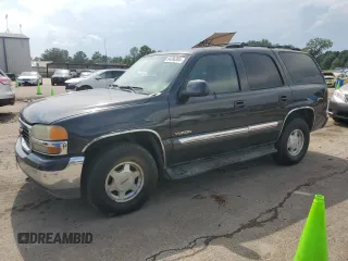 2004 GMC Yukon SLT with VIN 1GKEK13Z44R124021, listed as a Copart auction lot 64380394 with 369,236 mi miles and Salvage Title. Bid and sale history available at carsss.com. Image 1.