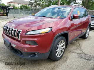 2016 Jeep Cherokee Latitude with VIN 1C4PJLCB2GW208267, listed as a Copart auction lot 61552335 with 158,801 mi miles and Clean title. Bid and sale history available at DreamBid. Image 1.