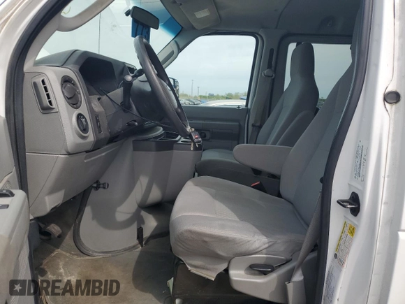 2012 Ford Econoline Cargo с VIN 1FDNE3BL5CDA17126, выставлен на аукционе Copart как лот 58214755 с пробегом 183 892 миль миль и Чистый • Clean title. История ставок и продаж доступна на DreamBid. Изображение 7.
