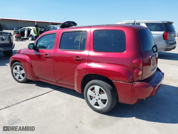 2008 Chevrolet HHR LS with VIN 3GNCA13D48S680771, listed as a IAAI auction lot 40456902 with 111,478 mi miles. Bid and sale history available at carsss.com. Image 3.