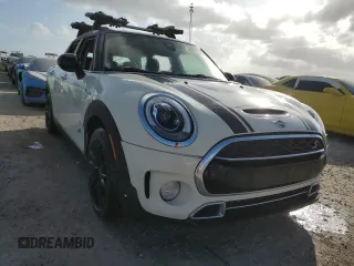 2019 MINI Clubman Cooper S with VIN WMWLU5C50K2G03950, listed as a Copart auction lot 76448084 with 0 mi miles and Non Repairable. Bid and sale history available at carsss.com. Image 4.