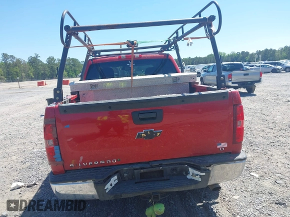 2008 Chevrolet Silverado 1500 Work Truck with VIN 2GCEC13C981113504, listed as a IAAI auction lot 42052052 with 290,072 mi miles and . Bid and sale history available at DreamBid. Image 16.
