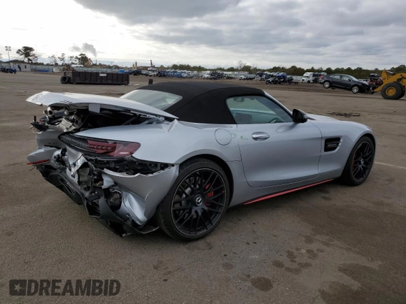 2021 Mercedes-Benz AMG GT z VIN W1KYK8CA0MA041962, wystawiony jako Copart lot #82825233 z przebiegiem 17 481 mil mil oraz . Historia ofert i sprzedaży dostępna na DreamBid. Obrazek 3.