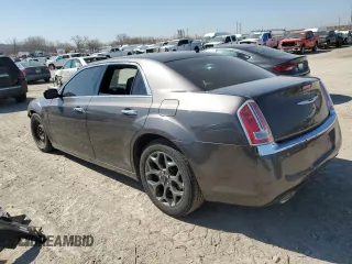 2013 Chrysler 300 C z VIN 2C3CCAET6DH577876, wystawiony jako Copart lot #48951965 z przebiegiem 95 622 mil mil oraz Szkoda całkowita • Salvage title. Historia ofert i sprzedaży dostępna na DreamBid. Obrazek 2.