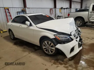 2019 Mercedes-Benz C 300 z VIN WDDWF8EB2KR483254, wystawiony jako Copart lot #56317625 z przebiegiem Nie podano mil oraz Szkoda całkowita • Salvage title. Historia ofert i sprzedaży dostępna na DreamBid. Obrazek 4.