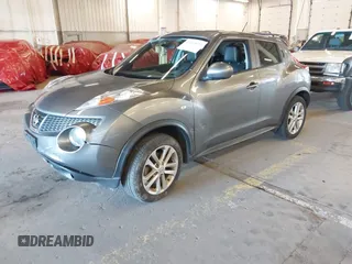 2014 Nissan Juke S with VIN JN8AF5MV3ET360332, listed as a IAAI auction lot 41560623 with 58,040 mi miles. Bid and sale history available at carsss.com. Image 2.