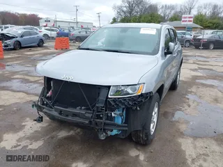 2015 Jeep Grand Cherokee Altitude with VIN 1C4RJFAG0FC657942, listed as a IAAI auction lot 41899793 with 102,277 mi miles. Bid and sale history available at carsss.com. Image 18.
