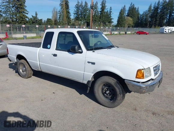 2002 Ford Ranger XLT Appearance with VIN 1FTYR44E62PA21905, listed as a IAAI auction lot 42040886 with 187,817 mi miles. Bid and sale history available at carsss.com. Image 1.