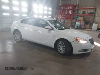 2011 Buick Regal CXL RL3 with VIN W04GR5EC2B1000240, listed as a IAAI auction lot 40991968 with 115,238 mi miles. Bid and sale history available at carsss.com. Image 1.