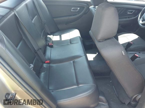 2016 Ford Police Interceptor z VIN 1FAHP2MKXGG116013, wystawiony jako IAAI lot #42237717 z przebiegiem 104 137 mil mil oraz . Historia ofert i sprzedaży dostępna na DreamBid. Obrazek 8.