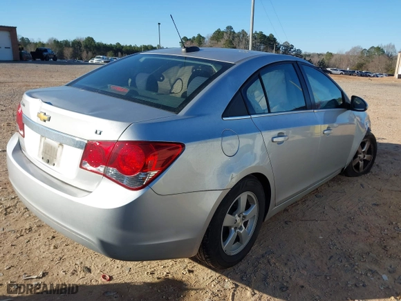 2015 Chevrolet Cruze LT with VIN 1G1PC5SBXF7123458, listed as a IAAI auction lot 41770187 with 153,477 mi miles. Bid and sale history available at carsss.com. Image 4.
