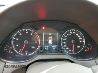 2015 Audi Q5 Premium Plus z VIN WA1DGAFP8FA064792, wystawiony jako Copart lot #50023185 z przebiegiem 141 723 mil mil oraz Szkody całkowita. Historia ofert i sprzedaży dostępna na DreamBid. Obrazek 9.