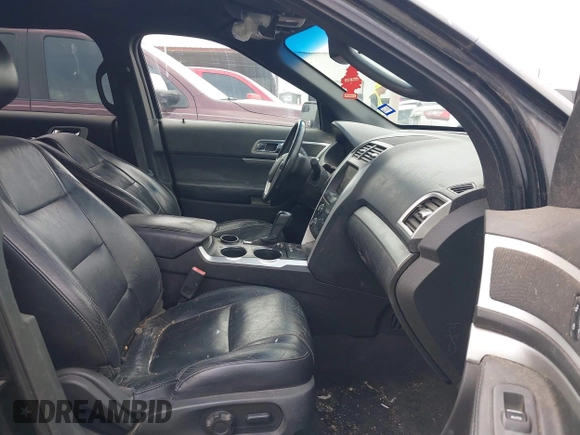 2013 Ford Explorer XLT z VIN 1FM5K7D90DGA55381, wystawiony jako IAAI lot #42194078 z przebiegiem 200 714 mil mil oraz . Historia ofert i sprzedaży dostępna na DreamBid. Obrazek 5.