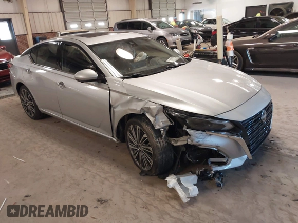 2023 Nissan Altima SL with VIN 1N4BL4EV1PN360859, listed as a IAAI auction lot 41320788 with 40,383 mi miles and . Bid and sale history available at DreamBid. Image 1.