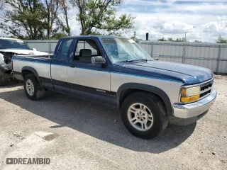 1993 Dodge Dakota with VIN 1B7FL23X3PS167652, listed as a Copart auction lot 69067224 with 92,113 mi miles and Salvage Title. Bid and sale history available at carsss.com. Image 4.