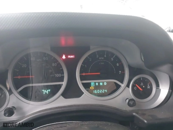2010 Jeep Wrangler Unlimited Sport with VIN 1J4BA3H16AL163816, listed as a IAAI auction lot 41556866 with 160,224 mi miles. Bid and sale history available at carsss.com. Image 15.