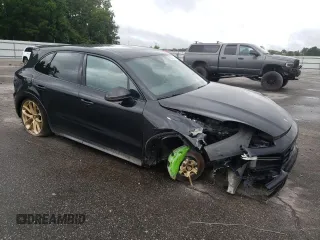 2019 Porsche Cayenne Turbo with VIN WP1AF2AYXKDA80663, listed as a Copart auction lot 64012524 with 49,421 mi miles and Salvage title. Bid and sale history available at DreamBid. Image 4.