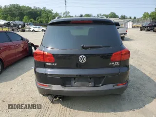 2015 Volkswagen Tiguan S z VIN WVGBV7AX8FW522441, wystawiony jako Copart lot #59278655 z przebiegiem 115 123 mil mil oraz Czysty tytuł • Clean title. Historia ofert i sprzedaży dostępna na DreamBid. Obrazek 6.