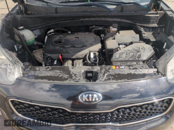 2017 Kia Sportage LX z VIN KNDPMCAC3H7156999, wystawiony jako Copart lot #54915525 z przebiegiem 62 909 mil mil oraz Szkoda całkowita • Salvage title. Historia ofert i sprzedaży dostępna na DreamBid. Obrazek 12.