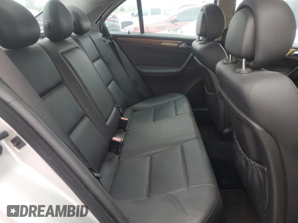2007 Mercedes-Benz C 230 Sport with VIN WDBRF52H57A950508, listed as a Copart auction lot 54925925 with 84,905 mi miles and Clean Title. Bid and sale history available at DreamBid. Image 10.