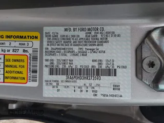 2017 Ford Fusion SE with VIN 3FA6P0HD3HR273593, listed as a IAAI auction lot 42136079 with 101,545 mi miles and . Bid and sale history available at DreamBid. Image 9.