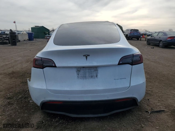 2022 Tesla Model Y Long Range with VIN 7SAYGAEE1NF540574, listed as a Copart auction lot 49001125 with 40,806 mi miles and Salvage Title. Bid and sale history available at carsss.com. Image 6.