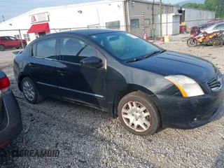 2010 Nissan Sentra SR with VIN 3N1AB6AP2AL643440, listed as a IAAI auction lot 42119892 with 233,008 mi miles and . Bid and sale history available at DreamBid. Image 1.