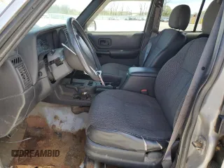 2000 Jeep Cherokee Classic with VIN 1J4FF58S0YL148245, listed as a Copart auction lot 53955735 with 185,307 mi miles and Clean Title. Bid and sale history available at carsss.com. Image 7.