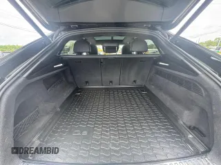 2021 Audi Q8 Premium Plus z VIN WA1EVAF12MD009515, wystawiony jako Copart lot #59317645 z przebiegiem 92 309 mil mil oraz Tytuł czysty. Historia ofert i sprzedaży dostępna na DreamBid. Obrazek 7.