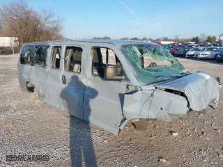 2018 Chevrolet Express Passenger LT with VIN 1GAZGPFG1J1335403, listed as a IAAI auction lot 41644967 with 1 mi miles. Bid and sale history available at carsss.com. Image 1.