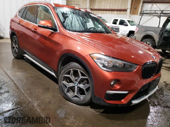 2018 BMW X1 xDrive28i with VIN WBXHT3C37J5L25365, listed as a Copart auction lot 50056365 with 36,200 mi miles and Salvage Title. Bid and sale history available at carsss.com. Image 4.