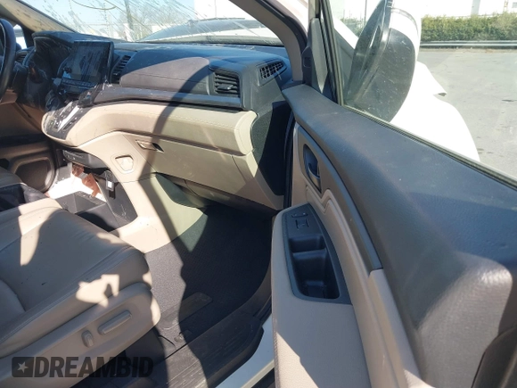2018 Honda Odyssey EX-L z VIN 5FNRL6H79JB014419, wystawiony jako IAAI lot #41654269 z przebiegiem 84 372 mil mil oraz . Historia ofert i sprzedaży dostępna na DreamBid. Obrazek 5.