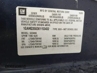 2006 Chevrolet Express Passenger z VIN 1GAHG35U361153432, wystawiony jako IAAI lot #41593860 z przebiegiem 160 774 mil mil oraz . Historia ofert i sprzedaży dostępna na DreamBid. Obrazek 9.