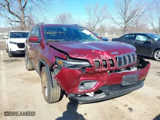 2019 Jeep Cherokee Latitude Plus with VIN 1C4PJMLX3KD310893, listed as a IAAI auction lot 41630484 with 80,807 mi miles. Bid and sale history available at carsss.com. Image 6.