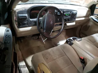 2005 Ford F-250 XL z VIN 1FTSX215X5EC77078, wystawiony jako Copart lot #43206515 z przebiegiem 174 764 mil mil oraz Szkoda całkowita • Salvage title. Historia ofert i sprzedaży dostępna na DreamBid. Obrazek 8.