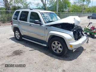 2005 Jeep Liberty Limited z VIN 1J4GK58K45W604144, wystawiony jako IAAI lot #42280563 z przebiegiem 139 078 mil mil oraz . Historia ofert i sprzedaży dostępna na DreamBid. Obrazek 1.