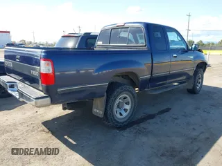 1996 Toyota T100 DX z VIN JT4UN22D8T0019270, wystawiony jako IAAI lot #41965165 z przebiegiem 217 150 mil mil oraz . Historia ofert i sprzedaży dostępna na DreamBid. Obrazek 4.