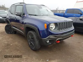 2018 Jeep Renegade Trailhawk with VIN ZACCJBCB6JPH00636, listed as a IAAI auction lot 41490206 with 111,373 mi miles. Bid and sale history available at carsss.com. Image 1.