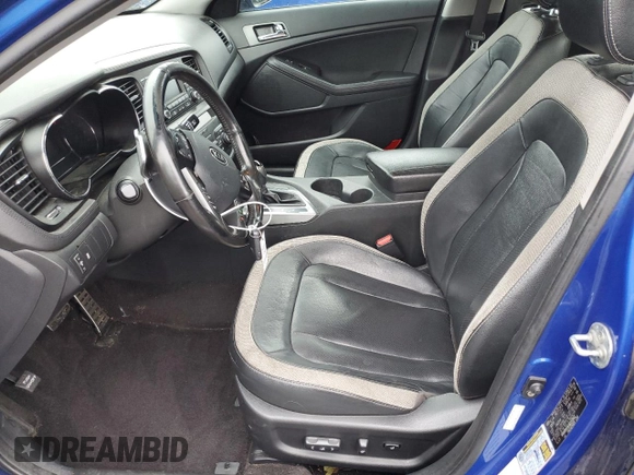 2011 Kia Optima SX z VIN KNAGR4A6XB5109812, wystawiony jako Copart lot #57073075 z przebiegiem 157 953 mil mil oraz Czysty tytuł • Clean title. Historia ofert i sprzedaży dostępna na DreamBid. Obrazek 7.