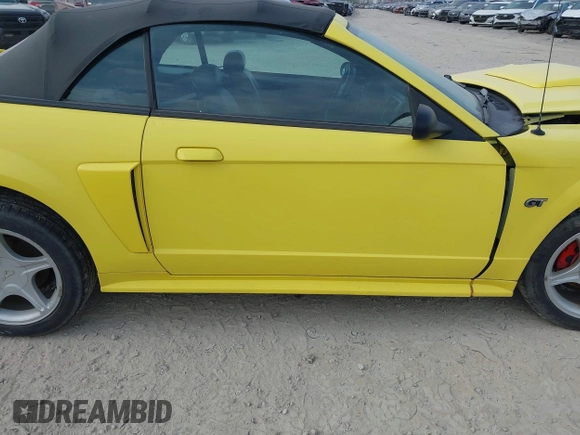 2001 Ford Mustang GT Deluxe с VIN 1FAFP45X61F123907, выставлен на аукционе IAAI как лот 42067359 с пробегом Не указан миль и . История ставок и продаж доступна на DreamBid. Изображение 14.