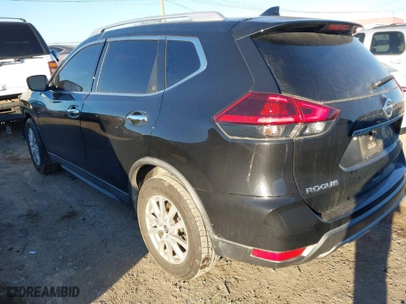 2018 Nissan Rogue SV with VIN KNMAT2MT5JP545972, listed as a IAAI auction lot 41657361 with 135016 miles. Bid and sale history available at carsss.com. Image 3.