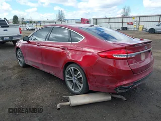 2017 Ford Fusion Titanium с VIN 3FA6P0D91HR141403, выставлен на аукционе IAAI как лот 41989240 с пробегом 185 588 миль миль и . История ставок и продаж доступна на DreamBid. Изображение 3.