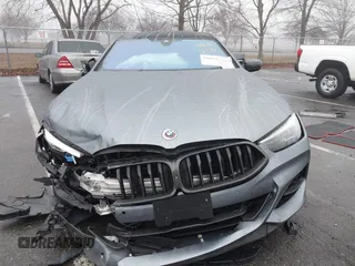 2020 BMW 8 Series M850i with VIN WBAGV8C05LCD67134, listed as a IAAI auction lot 41047470 with 1 mi miles. Bid and sale history available at carsss.com. Image 12.