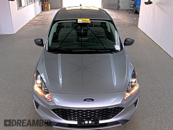 2022 Ford Escape SE z VIN 1FMCU0G61NUB33373, wystawiony jako IAAI lot #42791529 z przebiegiem 56 067 mil mil oraz . Historia ofert i sprzedaży dostępna na DreamBid. Obrazek 6.