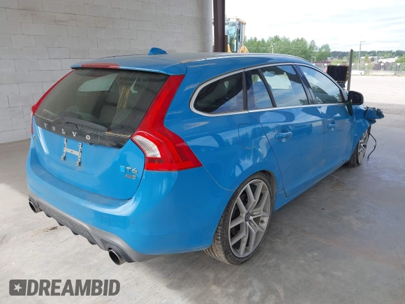 2015 Volvo V60 z VIN YV1902SS5F1222807, wystawiony jako IAAI lot #42202936 z przebiegiem 89 525 mil mil oraz . Historia ofert i sprzedaży dostępna na DreamBid. Obrazek 4.