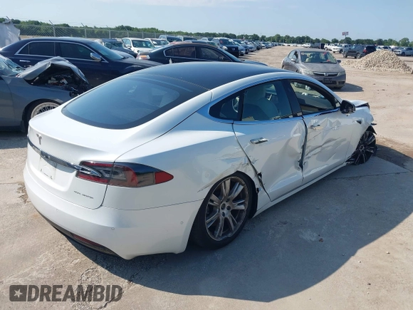 2020 Tesla Model S Long Range with VIN 5YJSA1E29LF389023, listed as a IAAI auction lot 42509364 with 93,070 mi miles and . Bid and sale history available at DreamBid. Image 4.