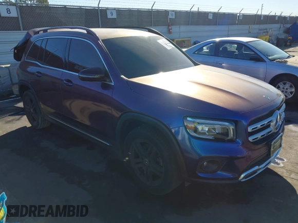 2020 Mercedes-Benz GLB 250 z VIN W1N4M4GB0LW058107, wystawiony jako IAAI lot #41364338 z przebiegiem 79 477 mil mil oraz . Historia ofert i sprzedaży dostępna na DreamBid. Obrazek 1.